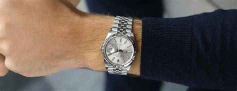 how should a rolex watch fit|adjust date on Rolex datejust.